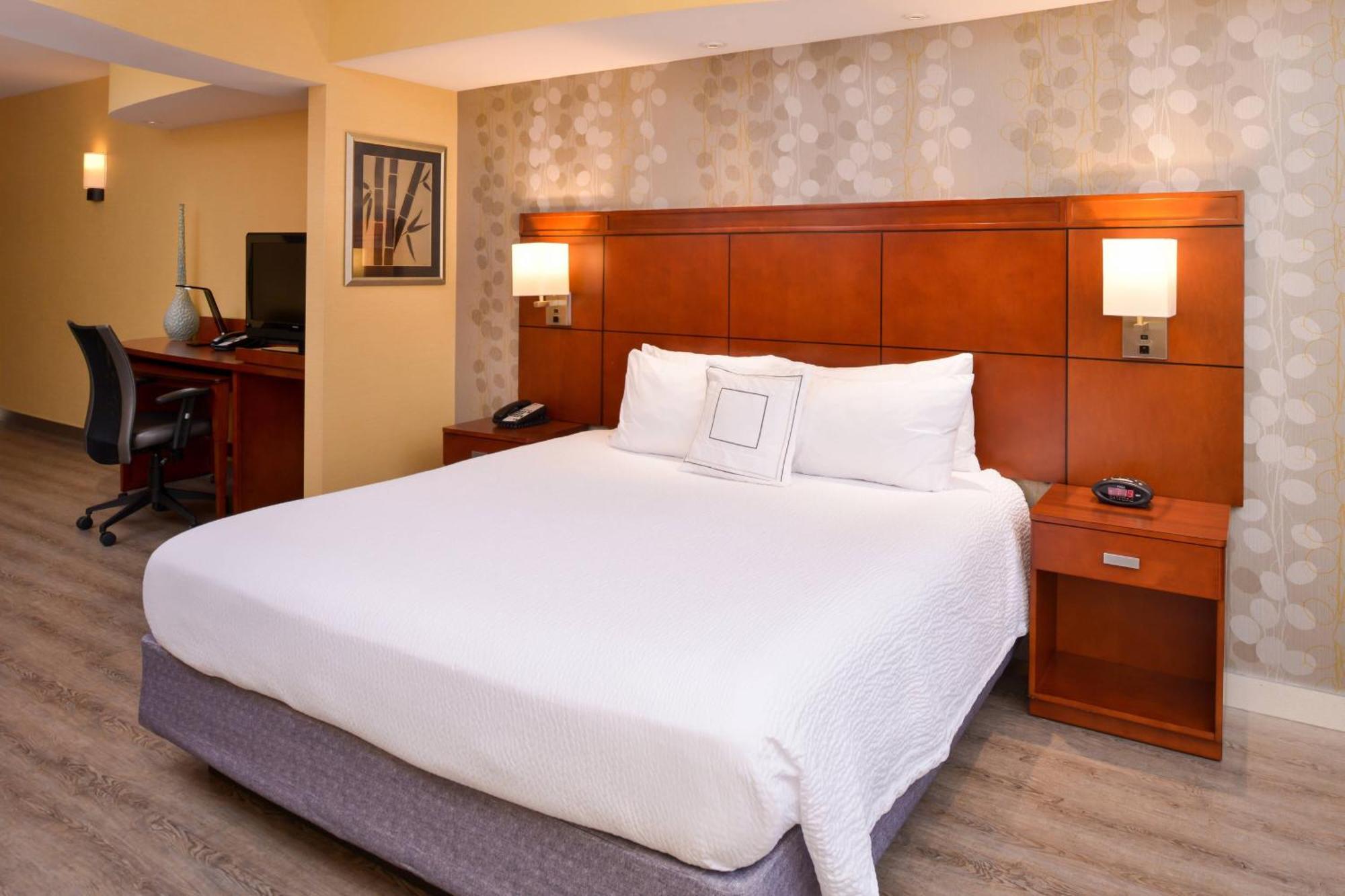 Courtyard By Marriott Victorville הספריה מראה חיצוני תמונה