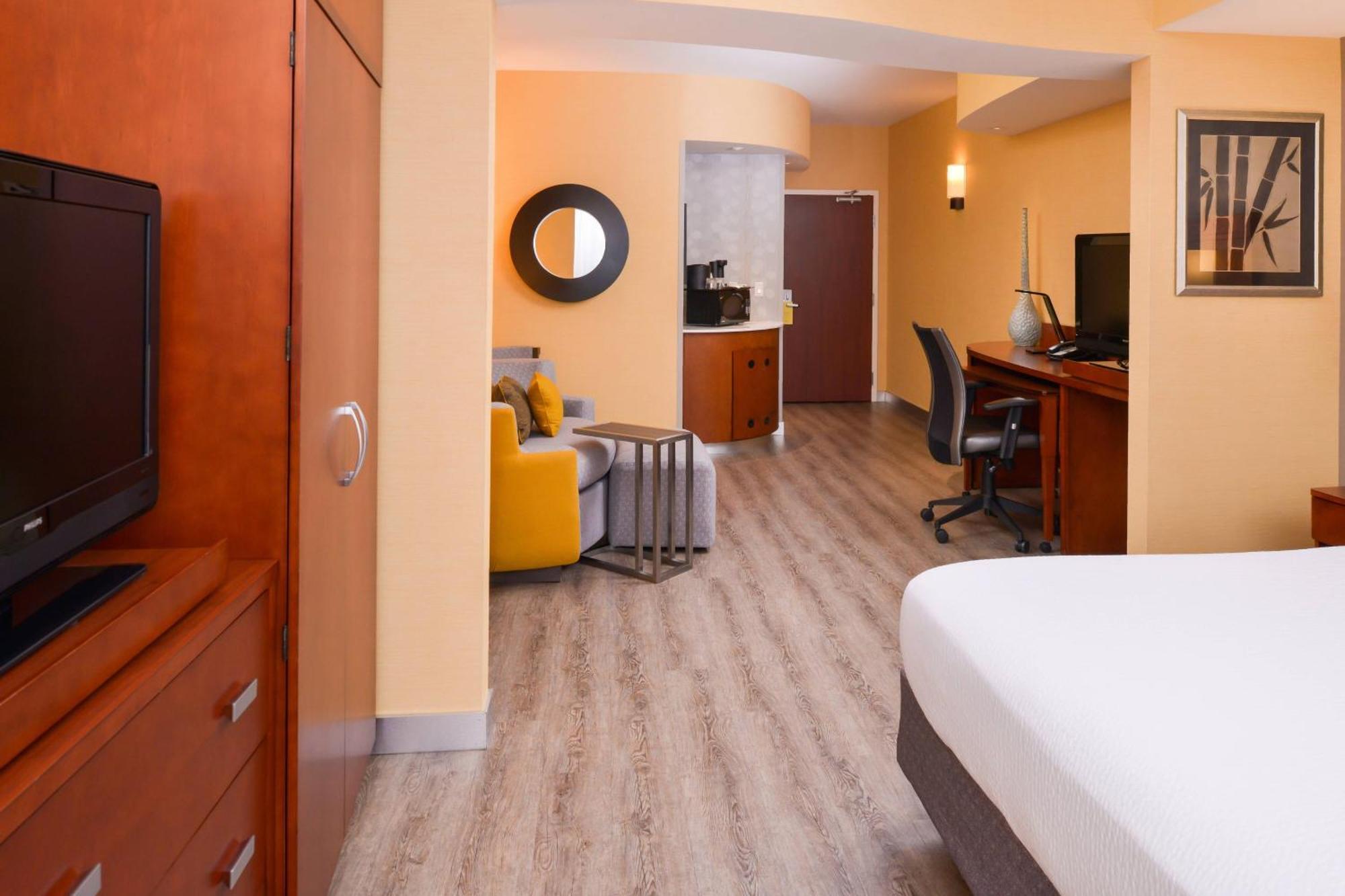 Courtyard By Marriott Victorville הספריה מראה חיצוני תמונה