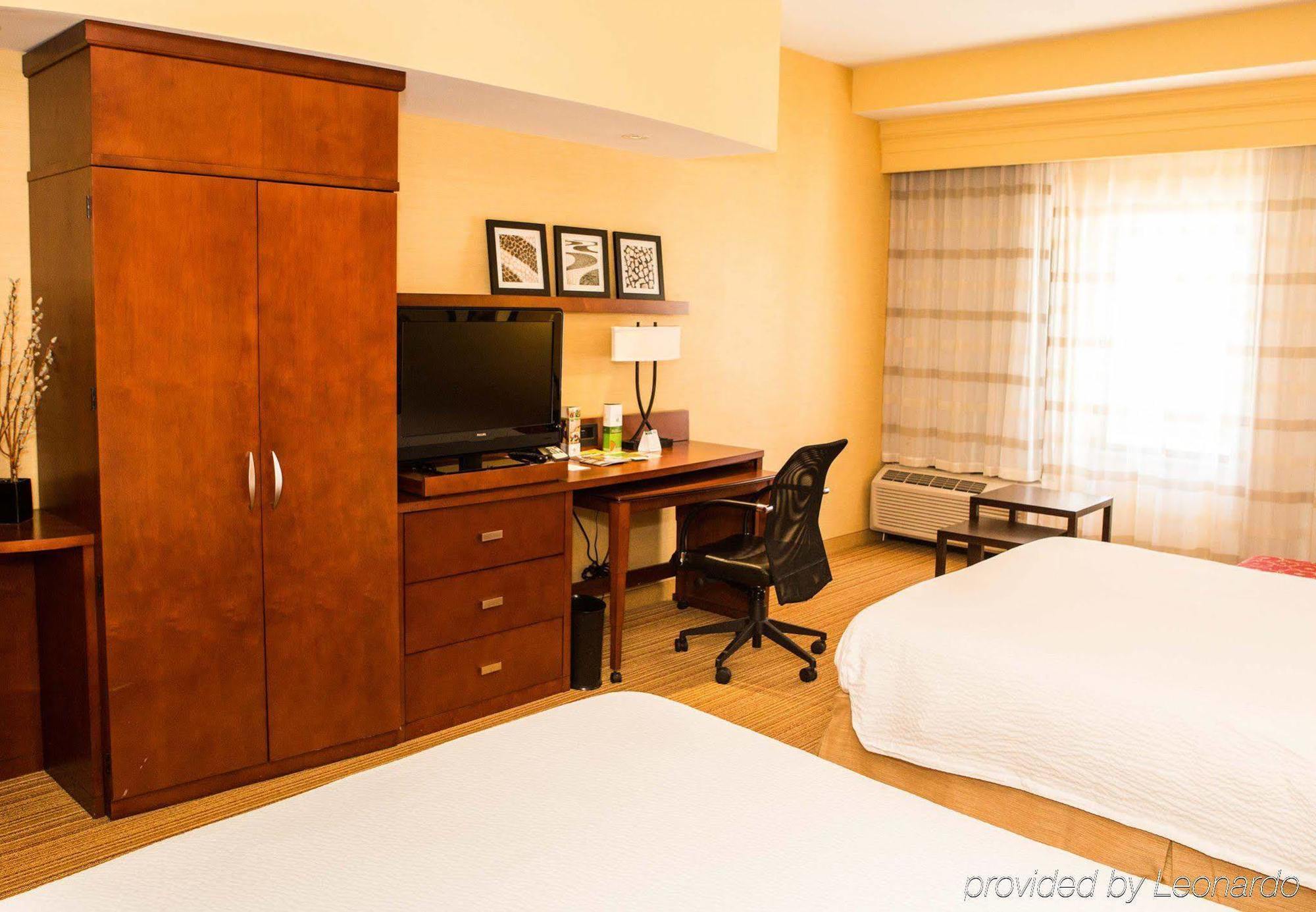 Courtyard By Marriott Victorville הספריה מראה חיצוני תמונה