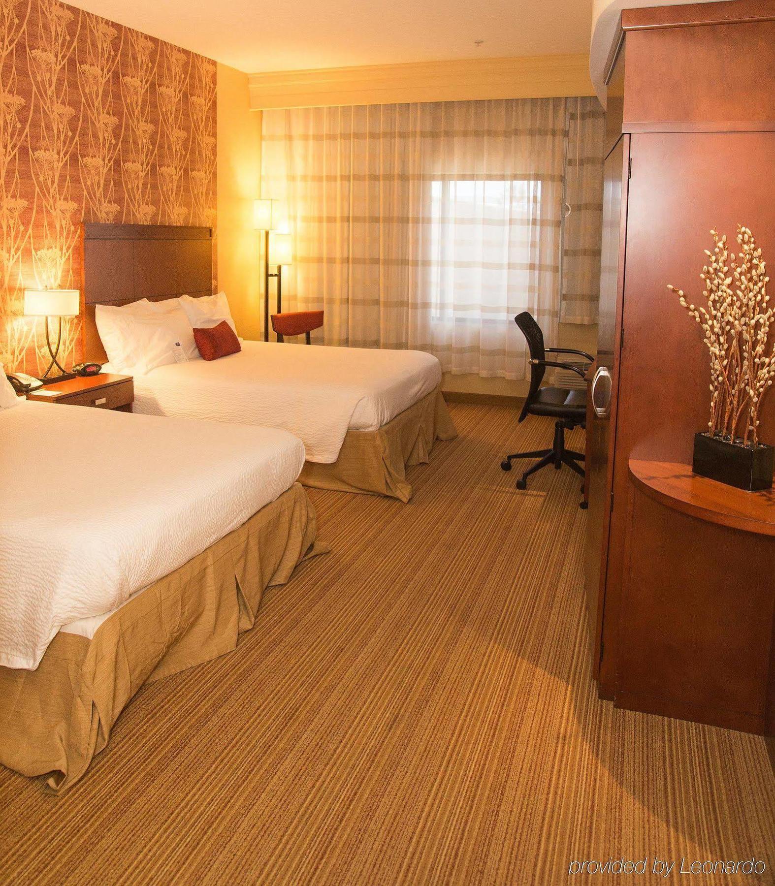 Courtyard By Marriott Victorville הספריה מראה חיצוני תמונה